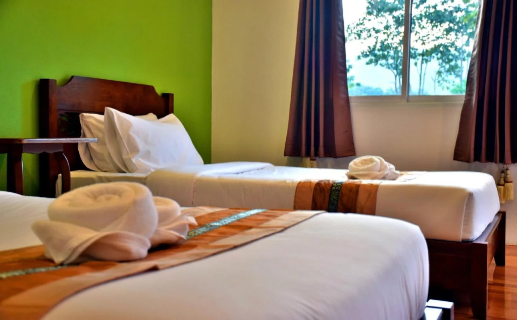 Kaeo Fa Sai Resort