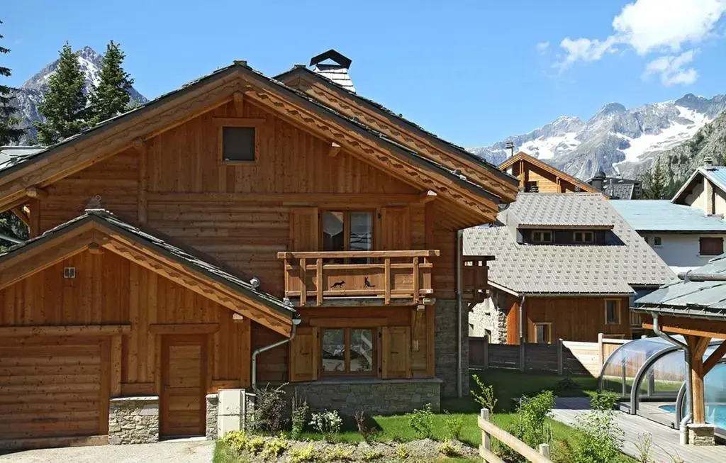 Odalys Chalet Le Loup Lodge