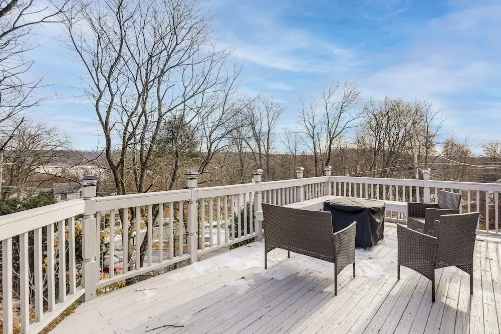 Pet-friendly Home w/ Lake Views & Deck!