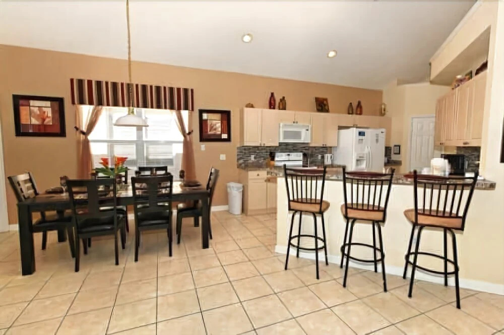 Windsor Palms 5BR Pool Home