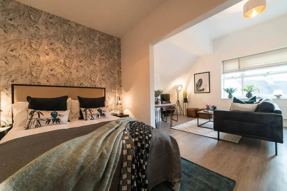 Luxurious 1BR Apartment - NEC BHX JLR Solihull