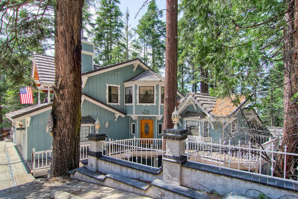 Yosemite West Scenic Wonders Vacation Rentals