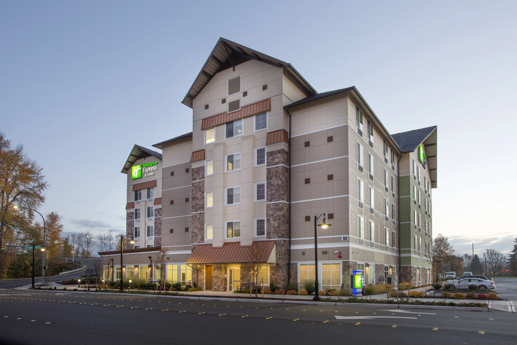 Holiday Inn Express & Suites - Seattle South - Tukwila by IHG