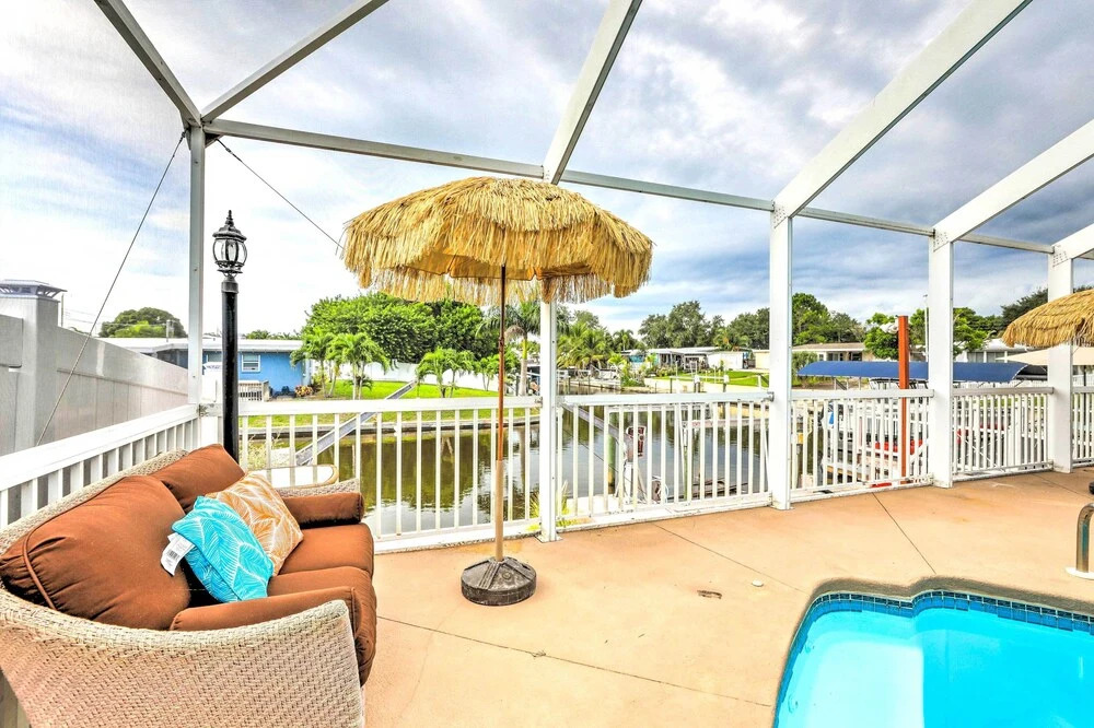 'ocean Breeze Oasis' w/ Boat Dock & Slip on Canal!