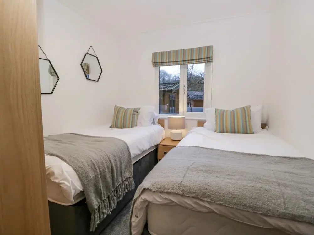 25 Thirlmere