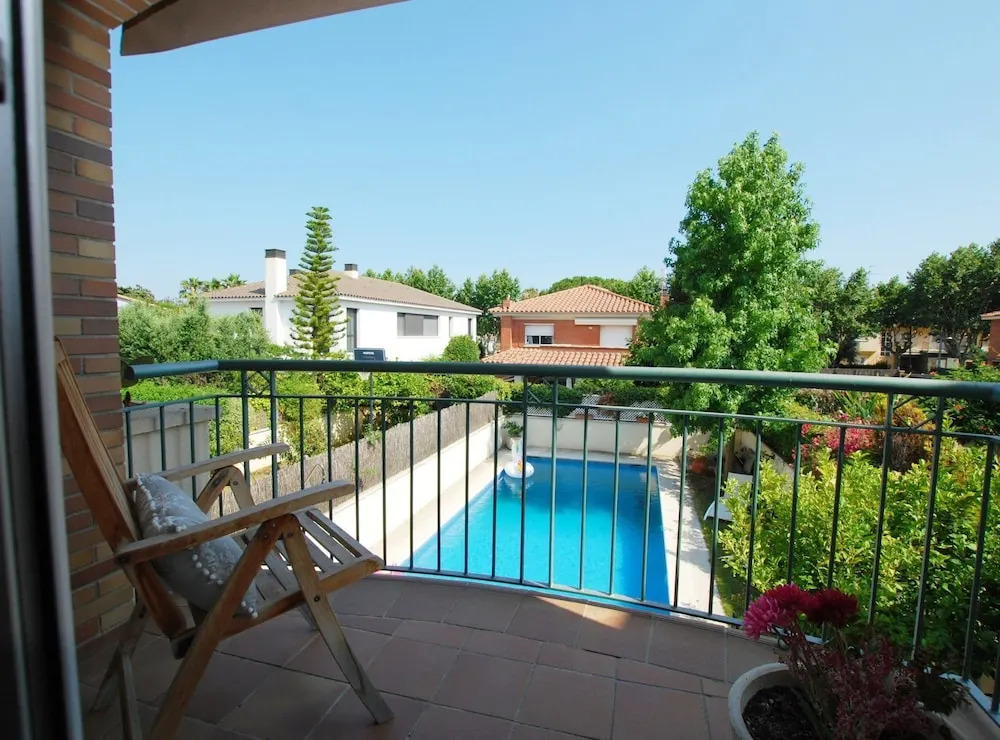 Holidays House