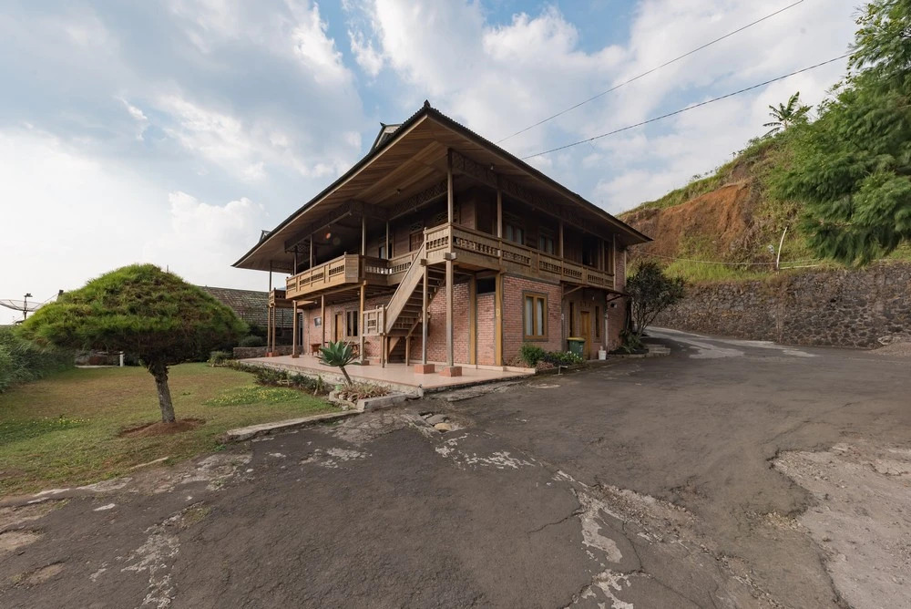 Urbanview Resort Anty Cisarua Tugu Puncak by RedDoorz