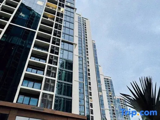 Triostay Eco Green Apartment - Premium Residence