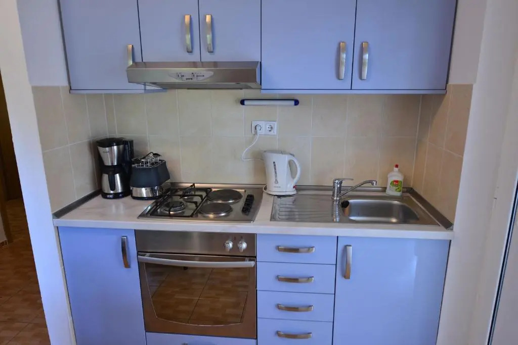 Apartments Petrovac