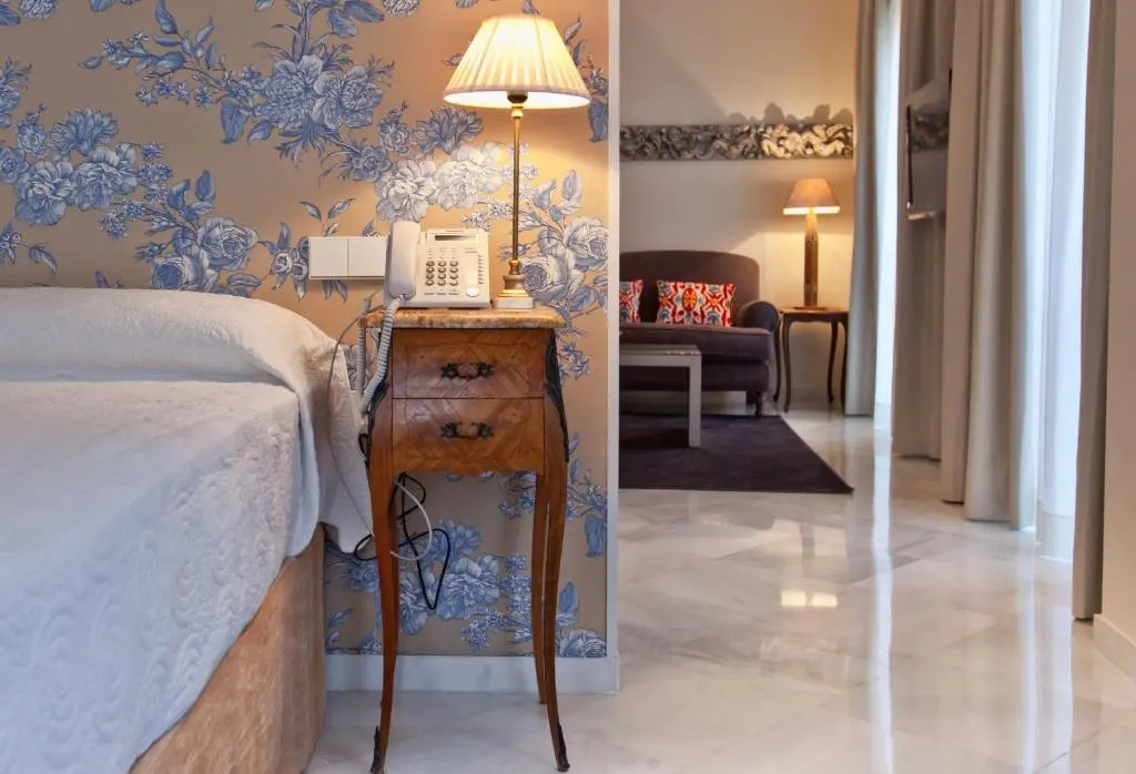 Suites Murillo Plaza Sta. Cruz