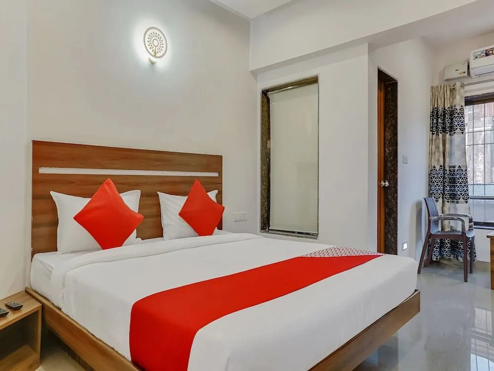 OYO Flagship 26583 Hotel Kohinoor Plaza