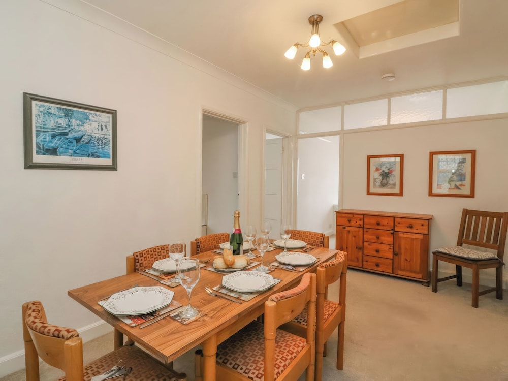 Weymouth Bay Apartment C