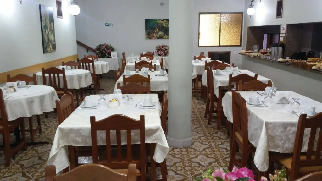 Ilha Porchat Hotel
