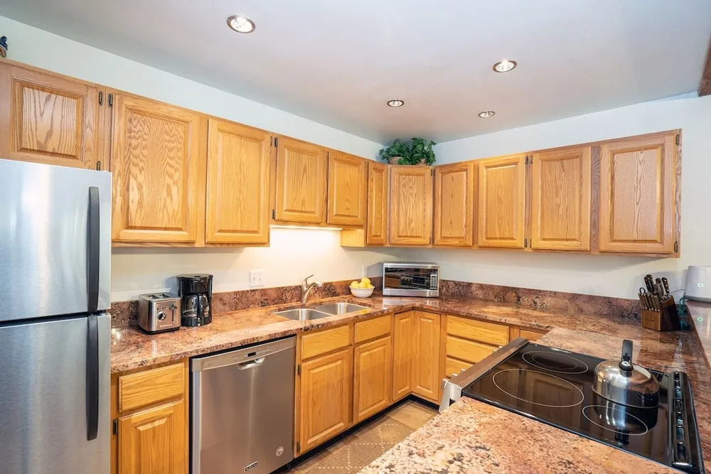 Riverside Dream! Quiet Spot W Deck, 5 Min Walk To Gondola & Main St. 2 Bedroom Condo by RedAwning