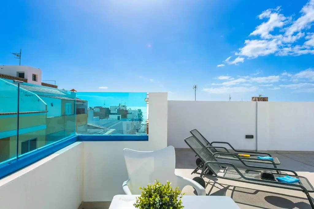 OKEANOS Eco Guest House
