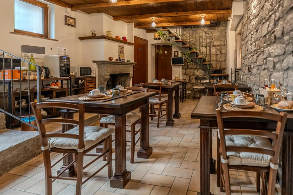 IL RICHIASTRO MEDIEVALE