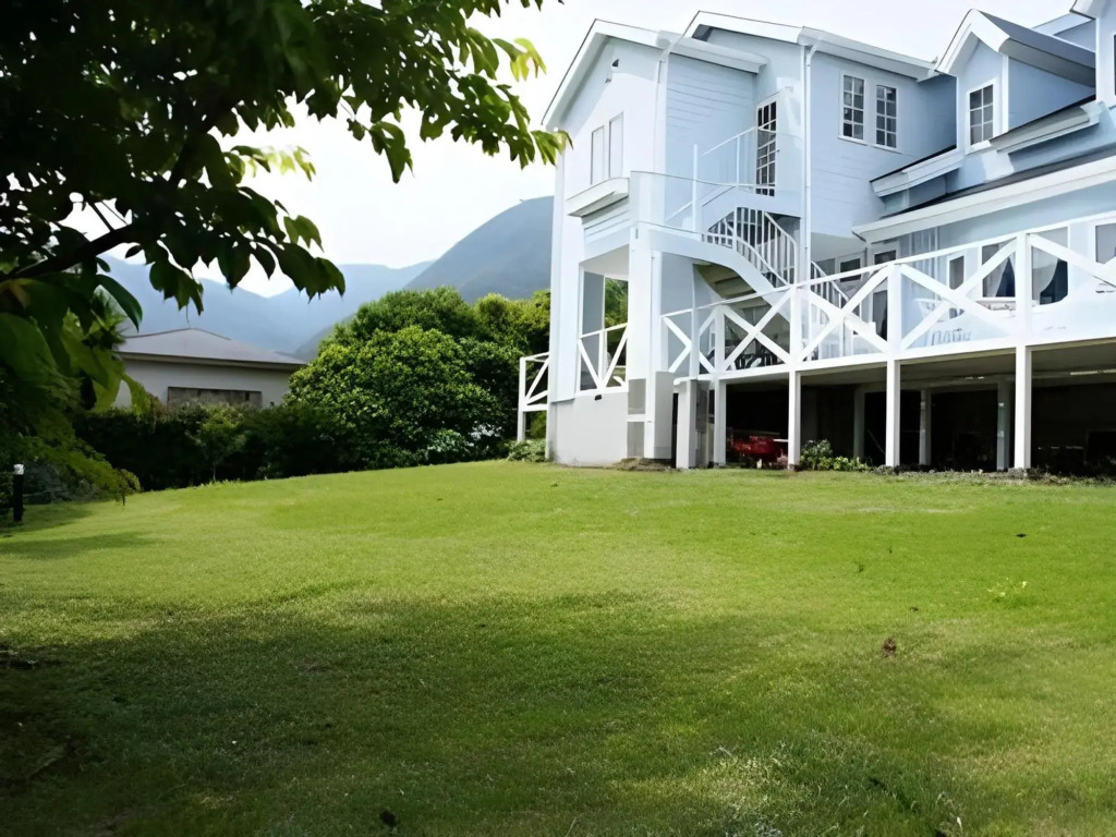 Yugawara Bay Mandarin House