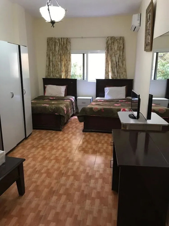 Weekend Furnished Apartments