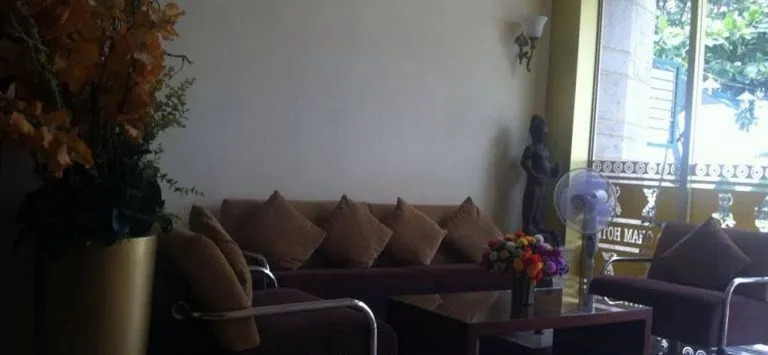 Cham Hotel