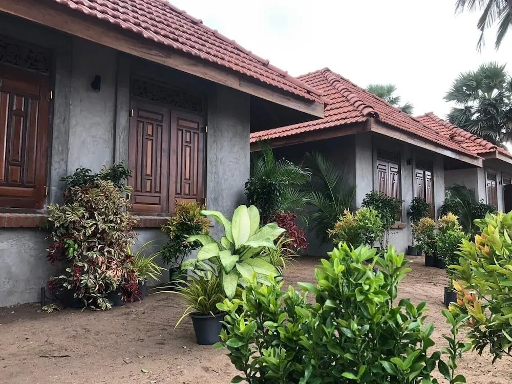 Arasi Resort