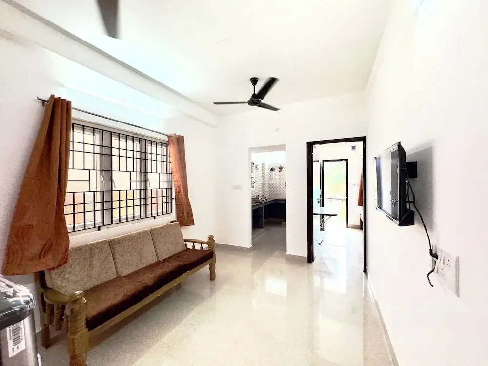 Sishya Hotels & Service Apartment Thoraipakkam, Chennai OMR, IT Expressway