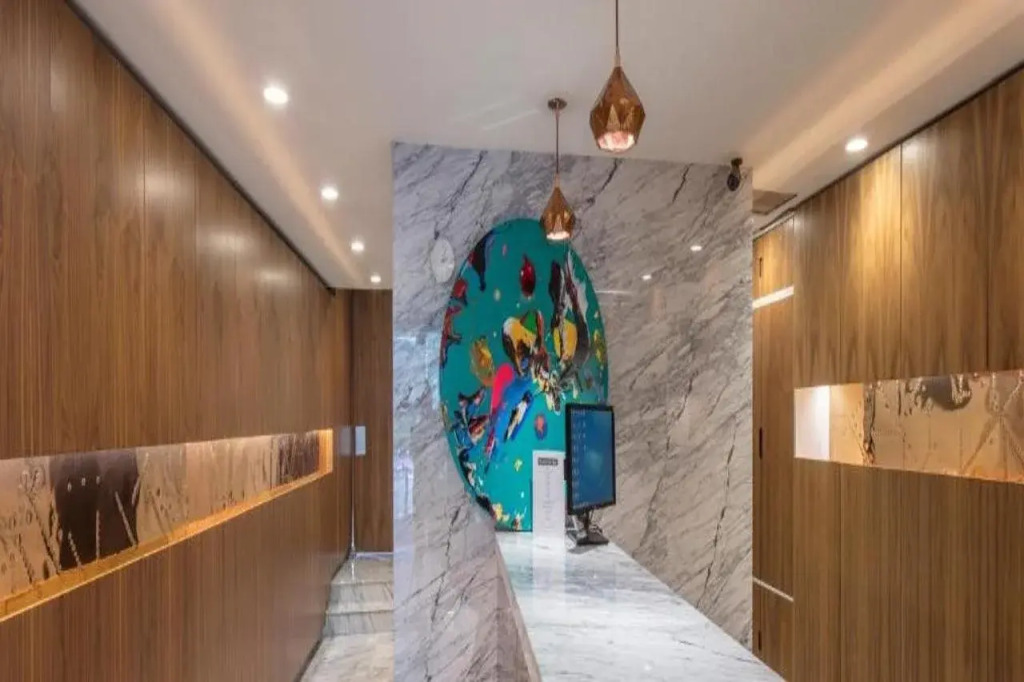 Suites Batia