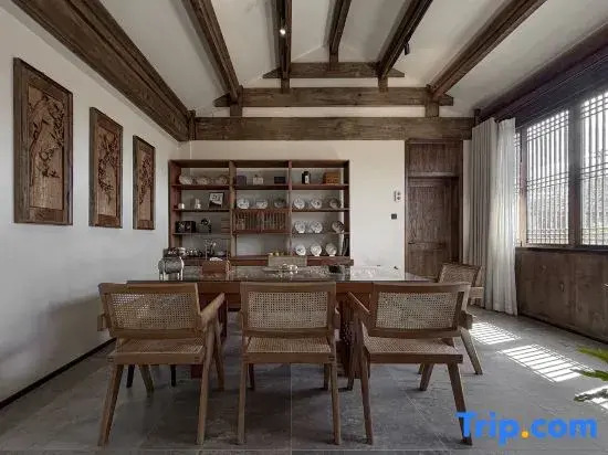 Shaxi Village Side · HVILLA Farm Holiday Inn (Dali Jianchuan Shaxi Ancient Town Store)