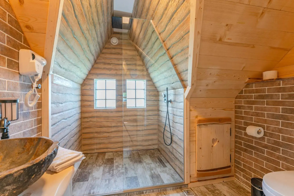 Cabane de Poveste