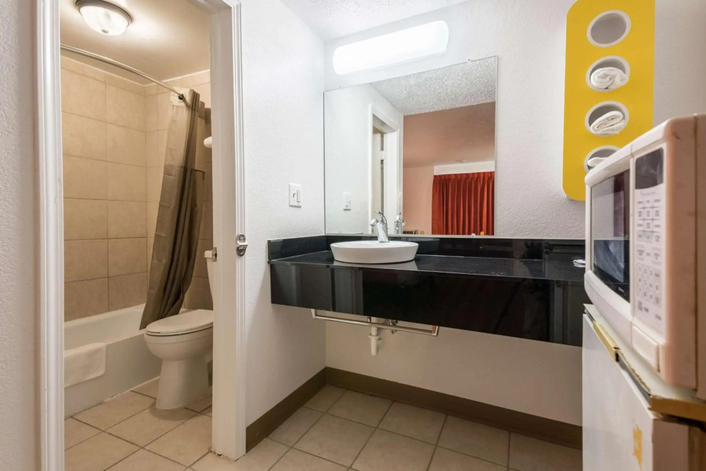 Motel 6-Schenectady, NY