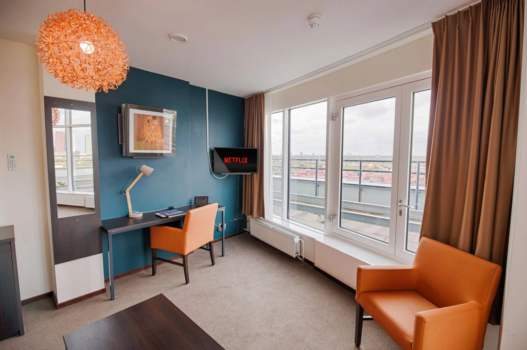 The Hague Teleport Hotel