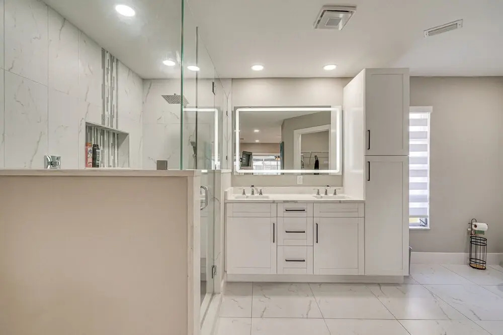 Canal-front Escape w/ Lanai & Pool in Cape Coral!