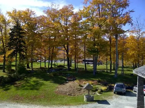Cascades Lodge