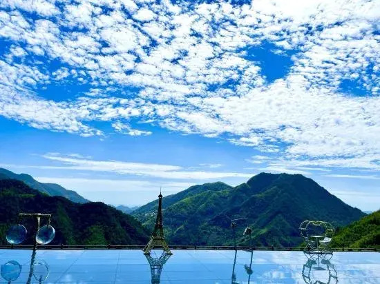 Misthu Shuangfeng Homestay (Hangzhou Guide Village Shop)