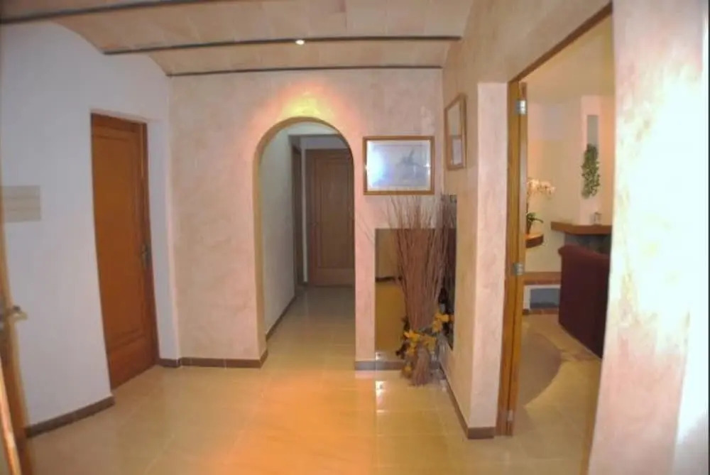 Villa - 5 Bedrooms with Pool and WiFi - 103974