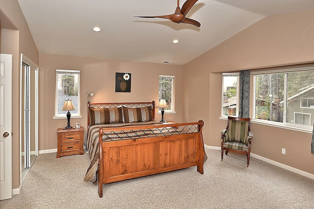 4br South Tahoe Hot Tub House 4 Bedroom Home
