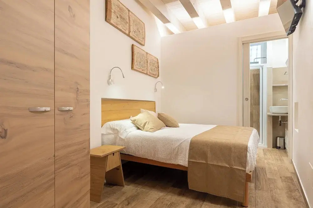 1 Bed Flat - Sleeps 3 - Parking Free - Wifi