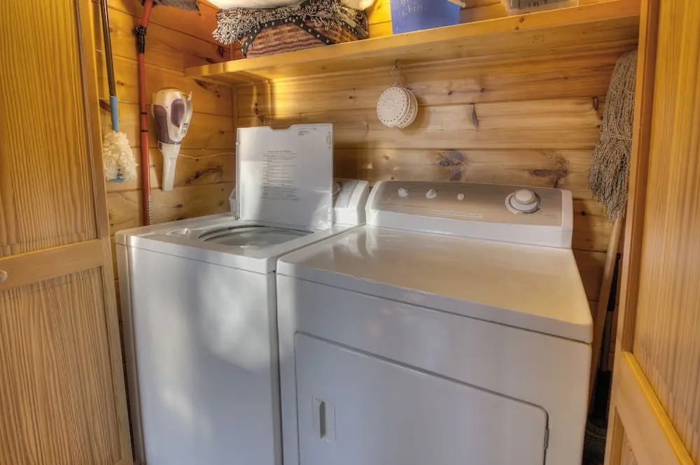 Nestled Inn #214