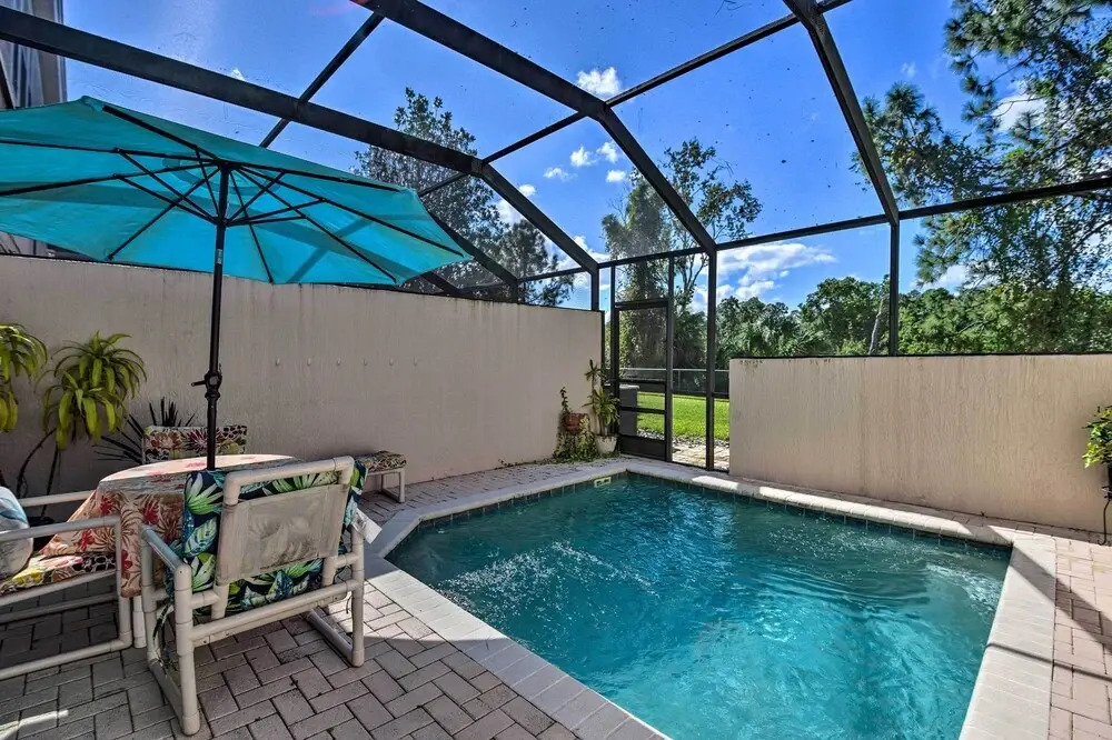 Private Pool Villa, 3mi to Disney with Game Room