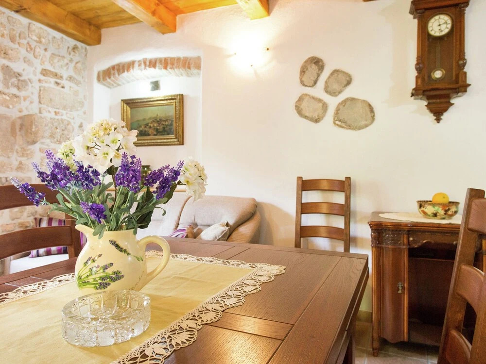 Beautiful Holiday in Krk Town, with Wifi And Roof Terrace, 300 Meters From Beach
