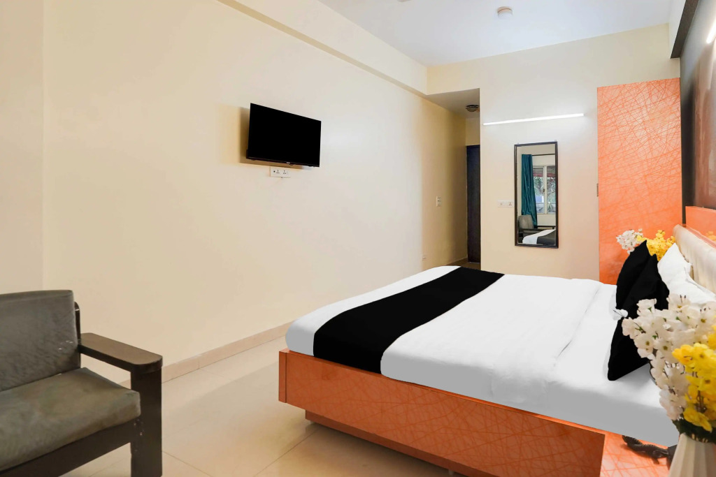 Collection O Maithli Marg Sector 55 Noida