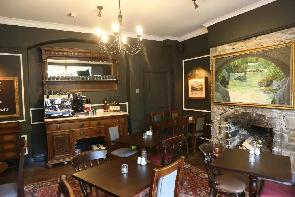 Pont Y Pair Inn