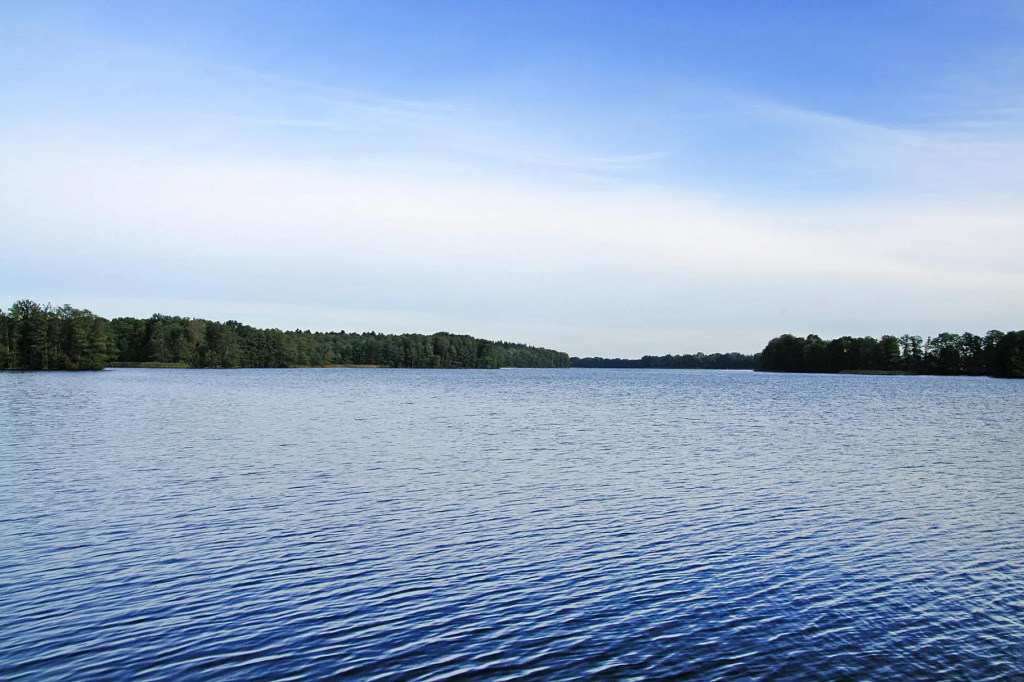 Country House by Lake Dummer With Rowing Boat
