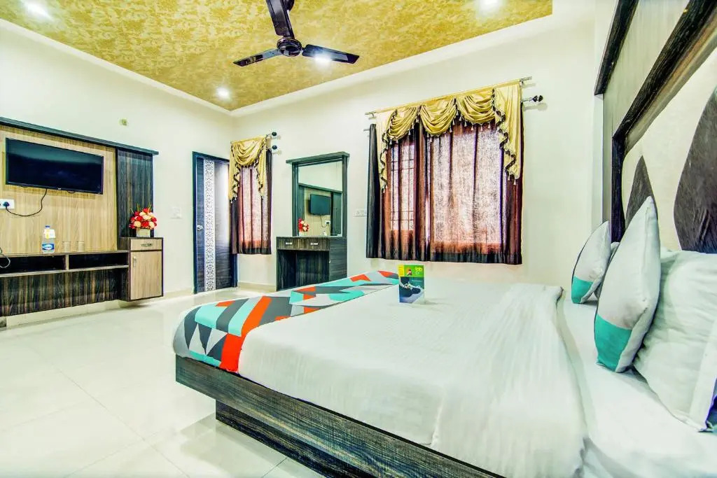 FabHotel KS