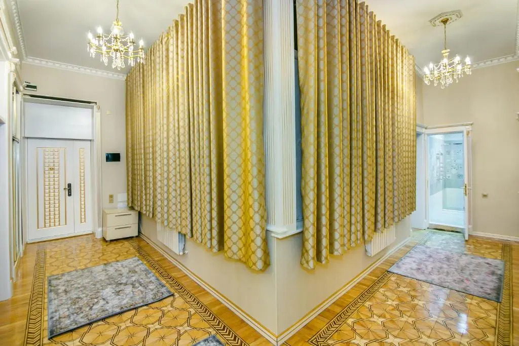 Super Deluxe Apartment on Nizami Street