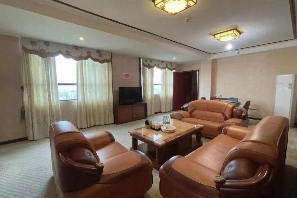 Huilong Fashion Hotel