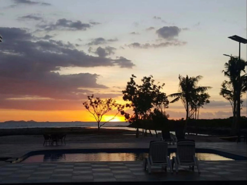 Nila Beach Resort