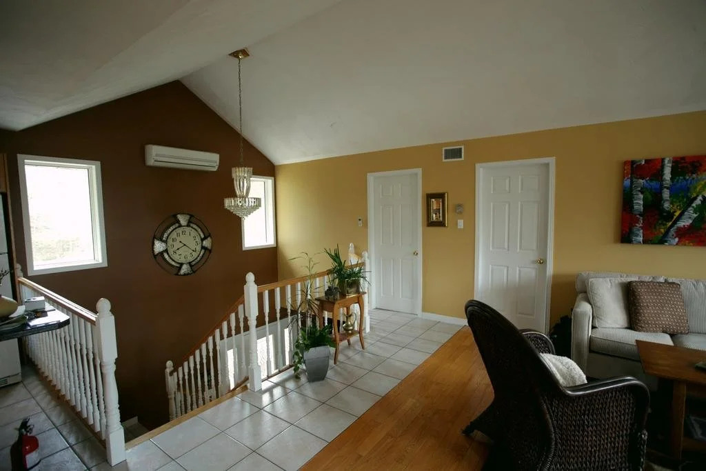 Laughing Waters Bed & Breakfast and Vacation Rental