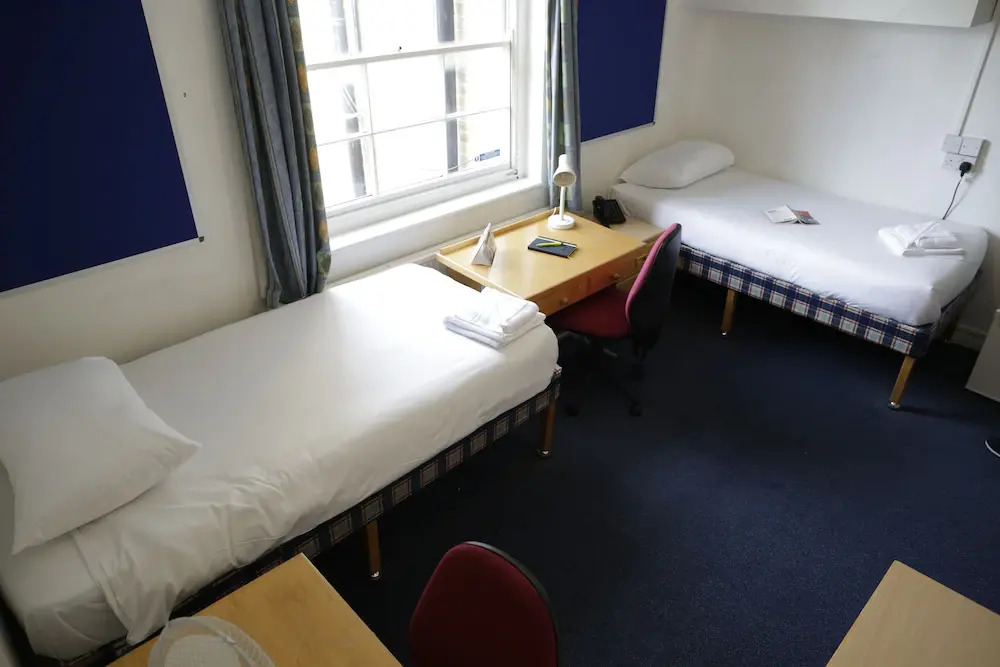Pembridge Court Hotel