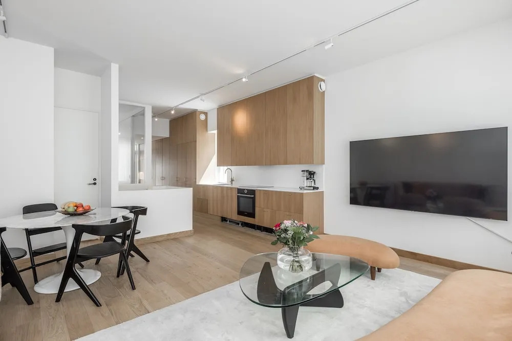 Scandinavian Townhouse with sauna