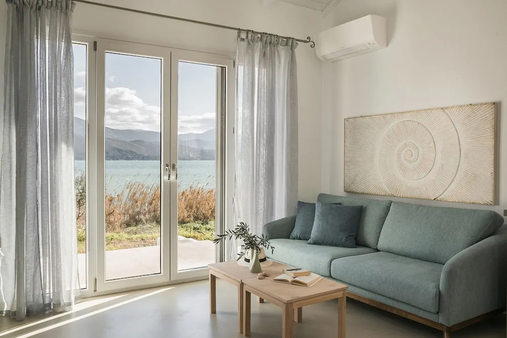 Apollonides Seafront Villa1 Aoede